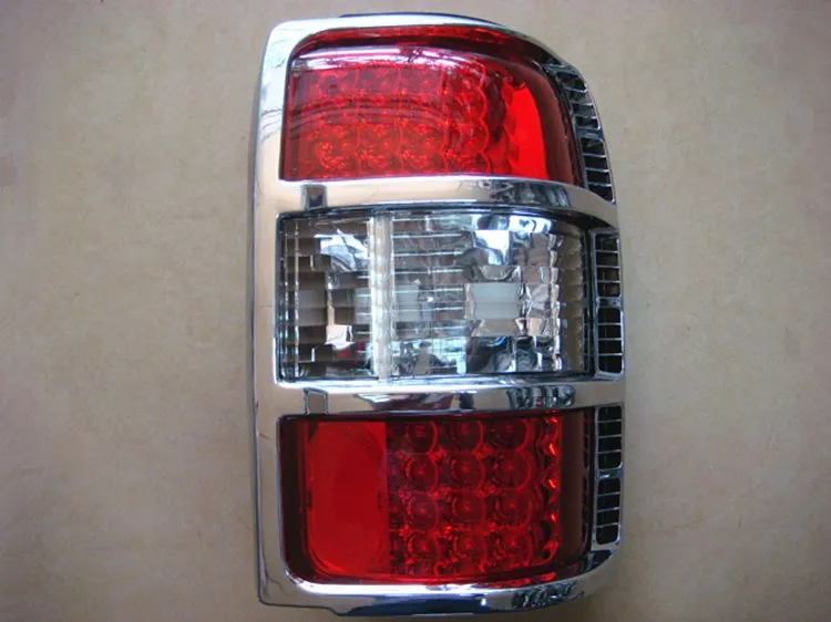 Osmrk задний светильник, задний фонарь внутренний для Mitsubishi pajero V31 V32 V43 V45