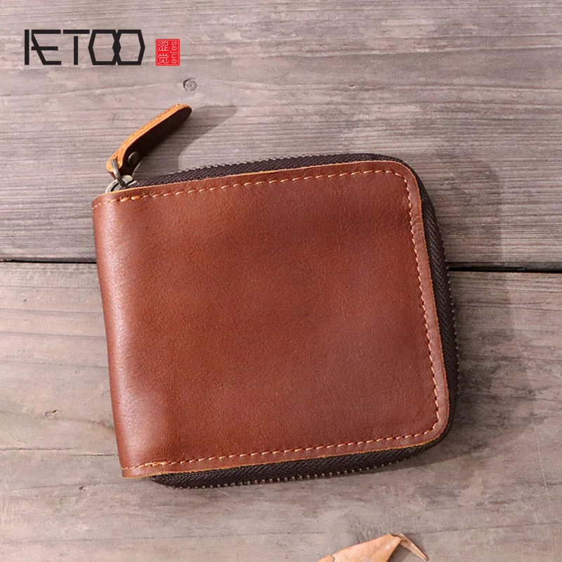 

AETOO Handmade wallet men's leather short section first layer leather zipper wallet cross section youth driver's license retro