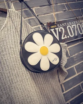 

031818 new hot lady small sunflower circular bag