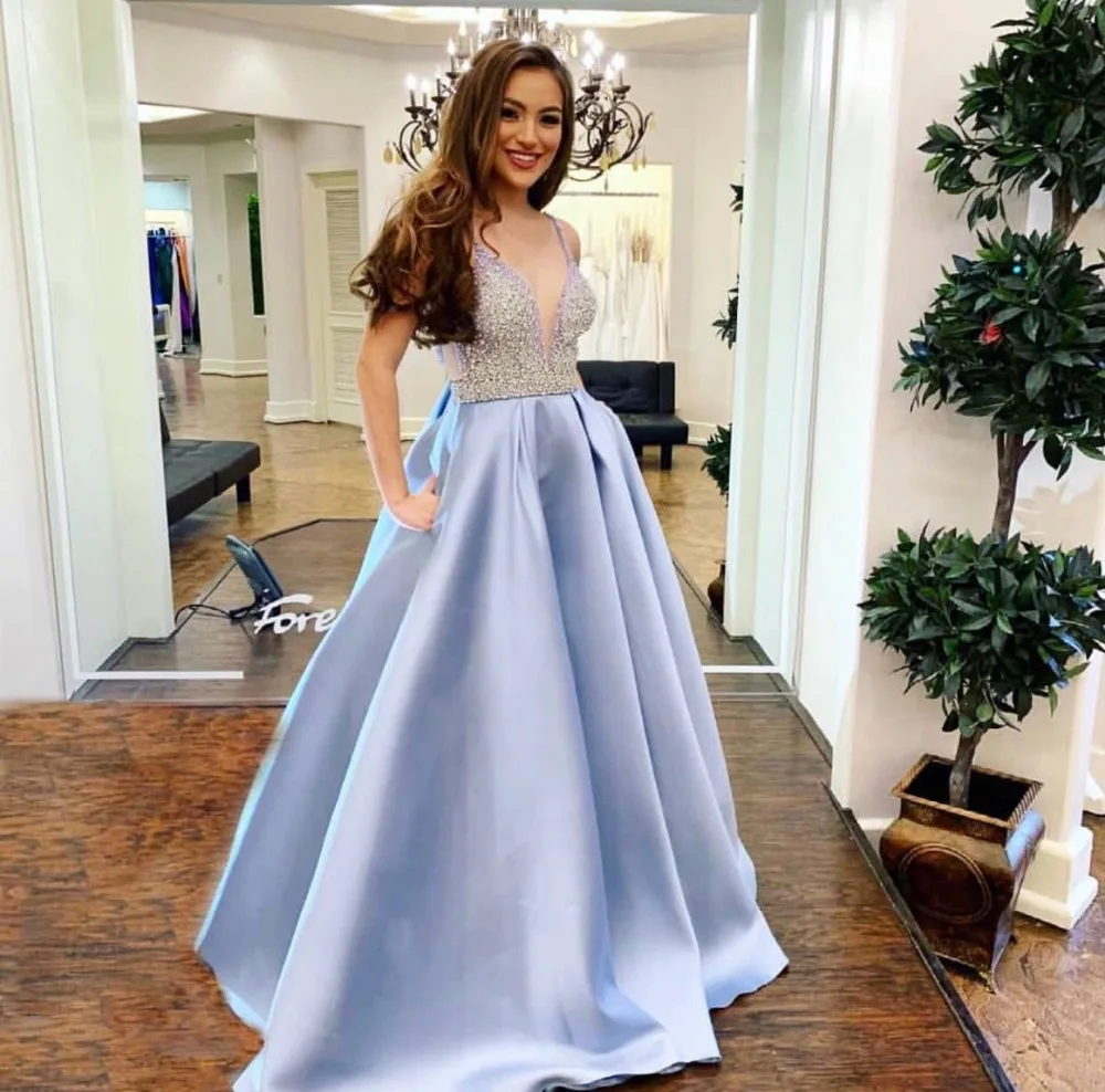 

BeryLove Luxury Dense Bead Bodice Blue Evening Dress 2019 Satin Girl Evening Style V neck Straps Formal Gown Prom Party Dress
