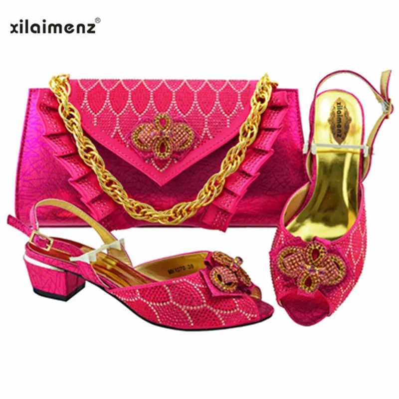 MM1070 Fuchsia