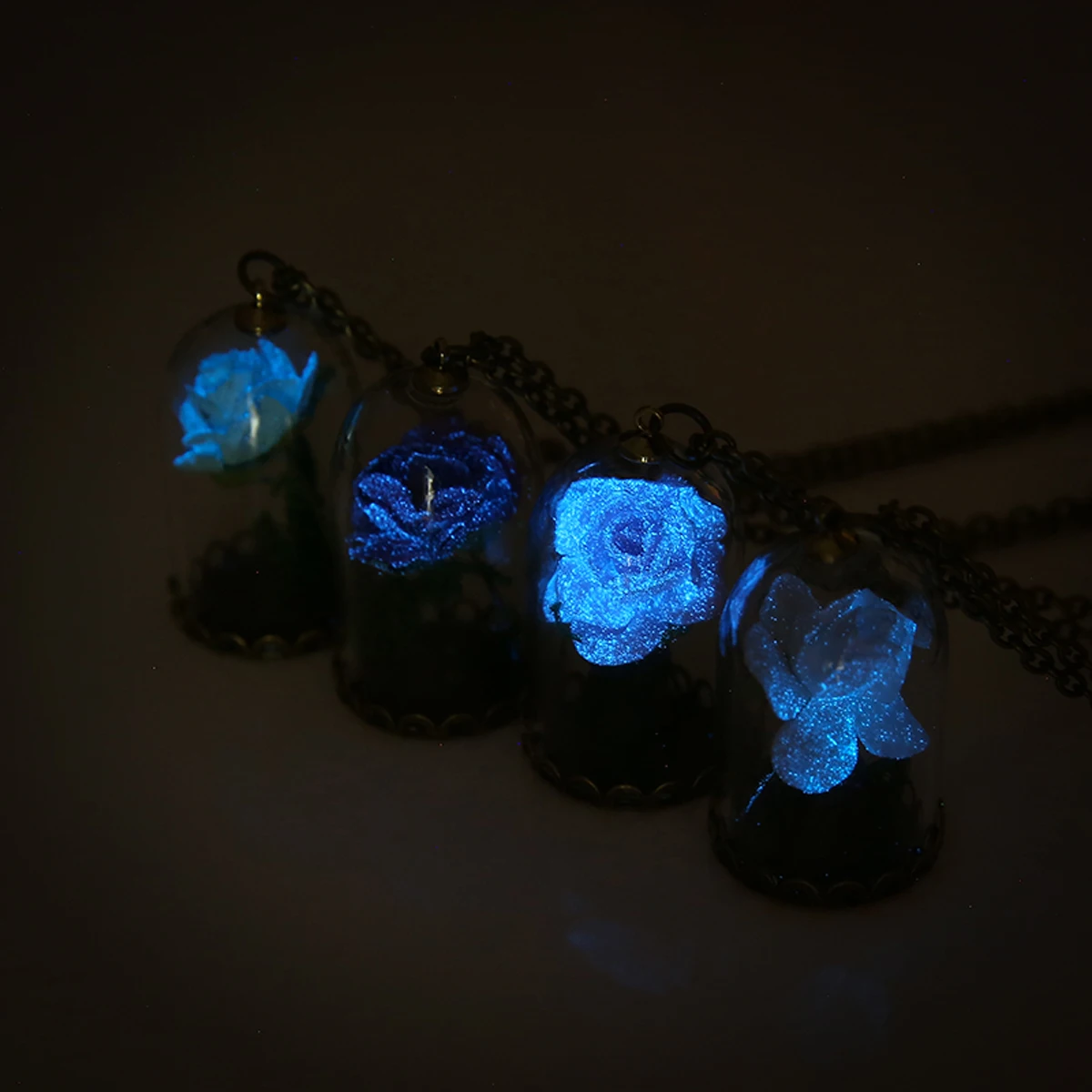 светятся сережки. светящиеся серьги-гвоздики. серьга кафф дракон. светятся сережки. светятся сережки.