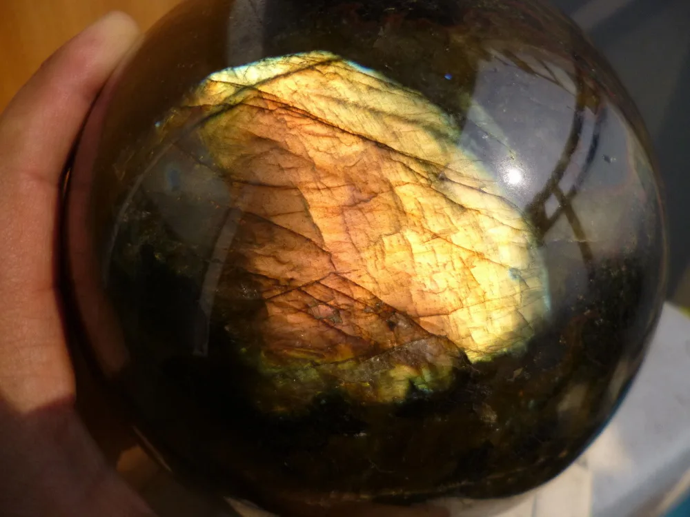 

WW 04624 Natural Labradorite Crystal Sphere Ball Madagascar