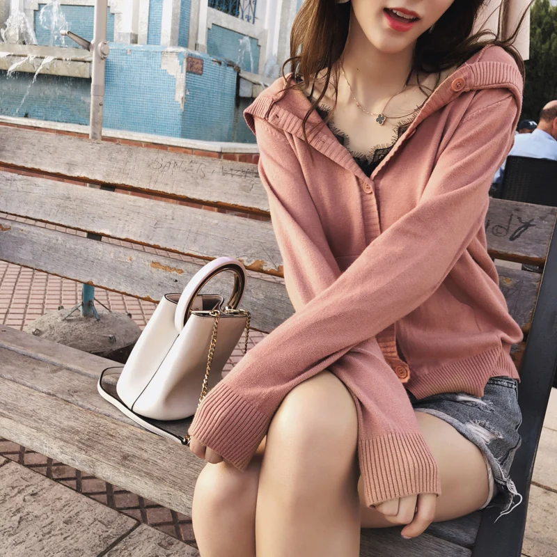 

2019 MISHOW Autumn chic style daily causal Knitted coat women long sleeve Single-breasted with hat Knit cardigan MX18C6249