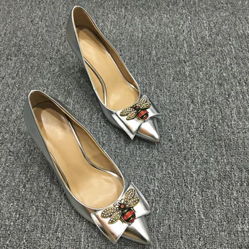 

Beautiful Bee Thin High Heels Women Pumps 8.5CM Low Heel Shoes Butterfly Woman Wedding Party Shoes