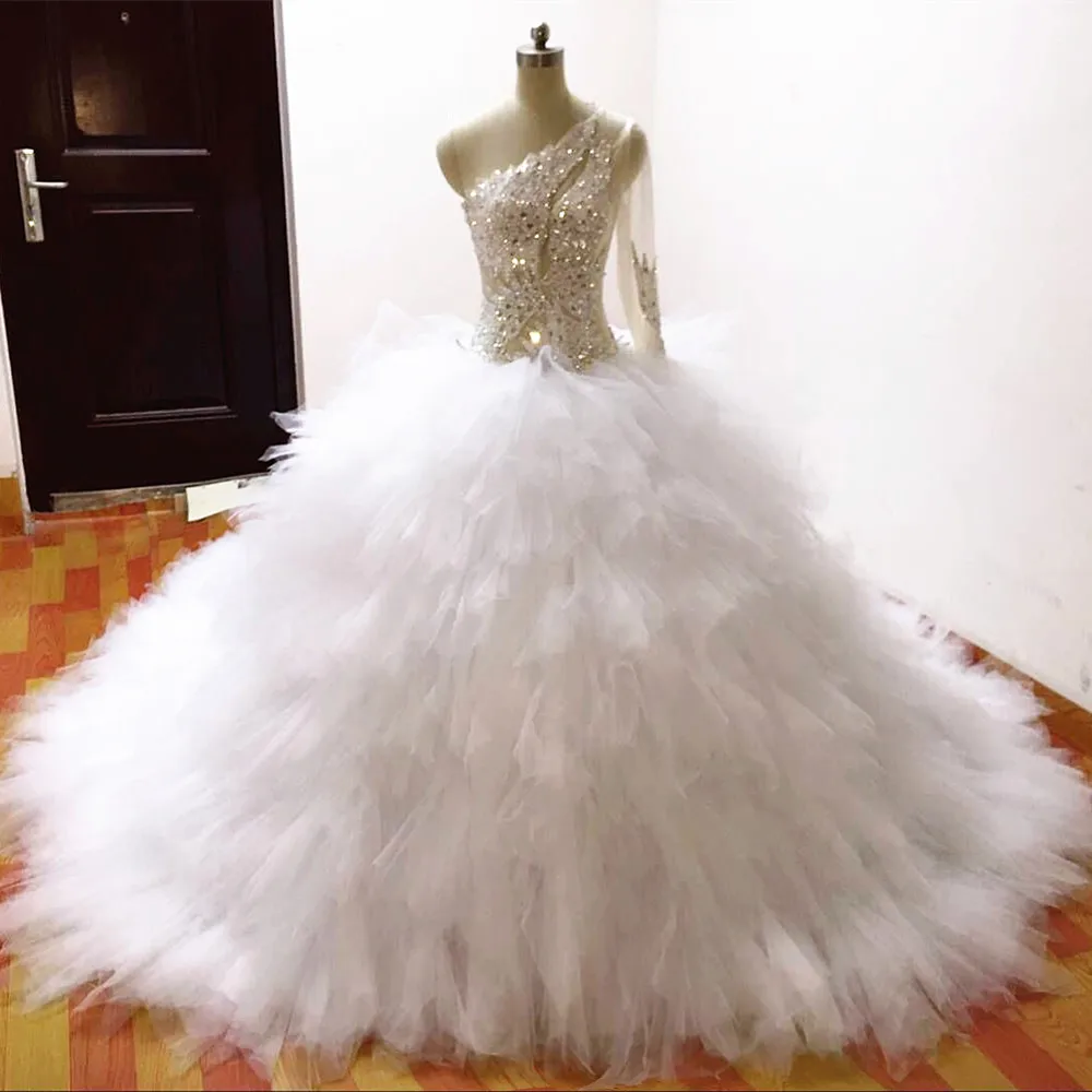 

One Shoulder Ball Gown Wedding Dresses Long Sleeves 2020 Vestido De Noiva Luxury Crystal beading Tulle Bridal Gowns Royal Train
