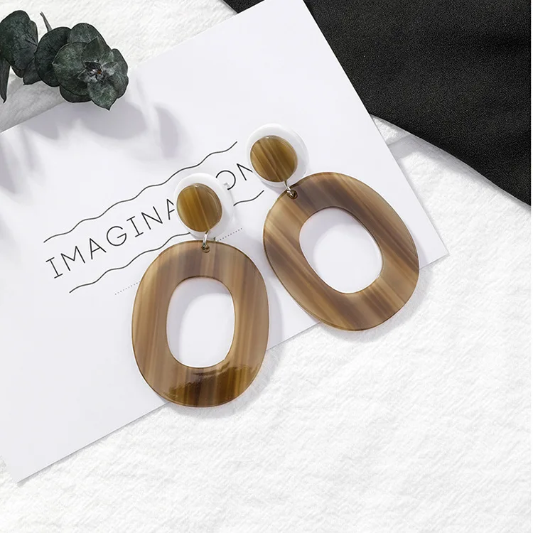 

iMucci Unique Korean Version The Retro Cool Wind Earrings Wild Acrylic Acetate Geometric Temperament Accessories Gift