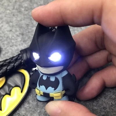 

Creative Star Wars Avenger Batman Spiderman Super Hero Iron Figure Shield Vehicle Manual Woven Rope Key Ring With led light