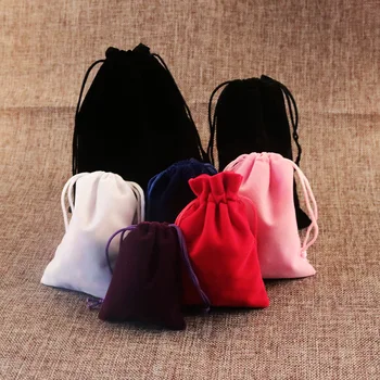 

High Quality 1000pcs 7x9cm Black Velvet Bags Jewellery Pouches Gift Packaging Bags Free Shipping 2018 New Velvet Drawstring Bags
