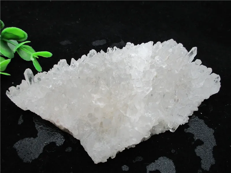 

Natural White Crystal Druse Quartz Vug Crystal Cluster Nunatak Decoration Chakra Healing Reiki Stone Column Point Radiation