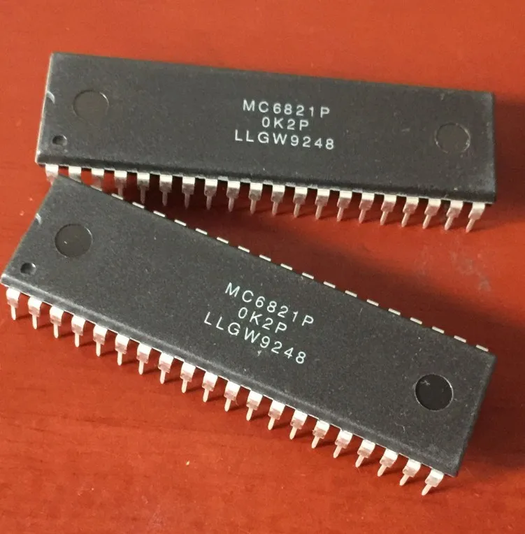 

5pcs MC6821P MC6821 EF6821P Peripheral Interface Adapters DIP-40 Good quality