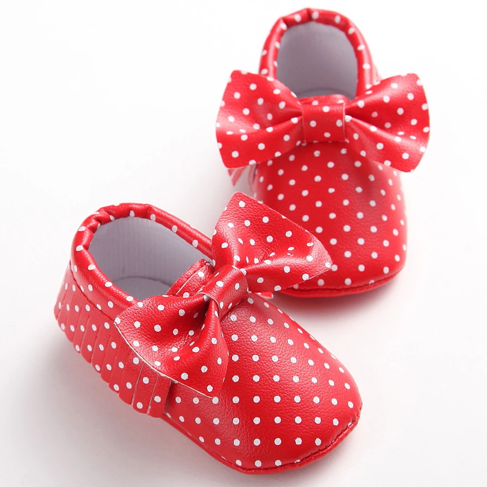 Милые пинетки принцессы для новорожденных девочек с бантом и бахромой, мягкая подошва, нескользящая детская полиуретановая обувь 0-18 месяцев