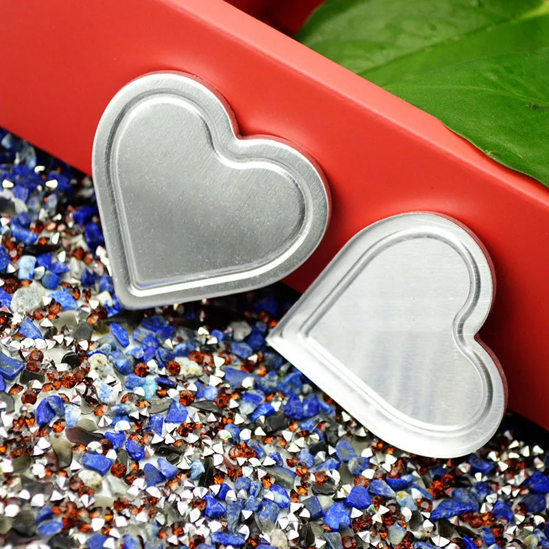 

20 Pcs Heart shape Empty Magnetic For Eye Eyeshadow Shadow Makeup Powder Fundation Refill Palette Silver 50x50mm