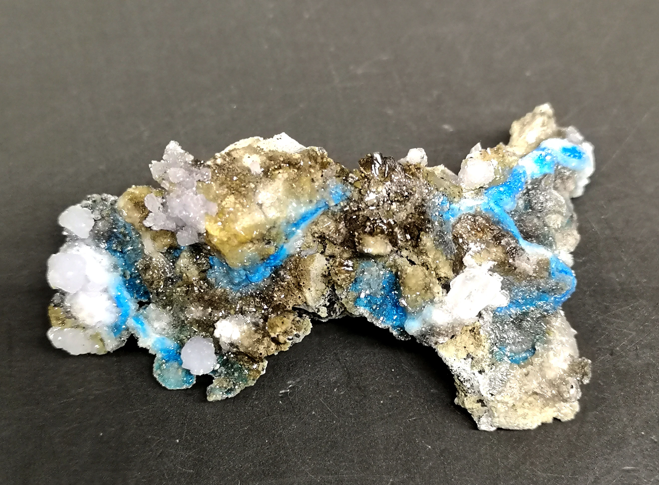 

Very rare! 26g Natural Cyanotrichite and Creedite symbiotic mineral crystal specimens from China