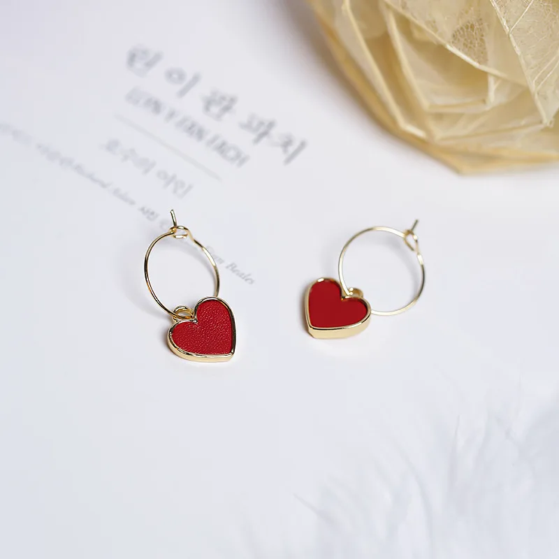 AOMU, новинка, Япония, Корея, маленькие круглые жемчужные кожаные красные милые серьги-кольца с сердечками для женщин, подарок для девушек - Окраска металла: C  3 cm