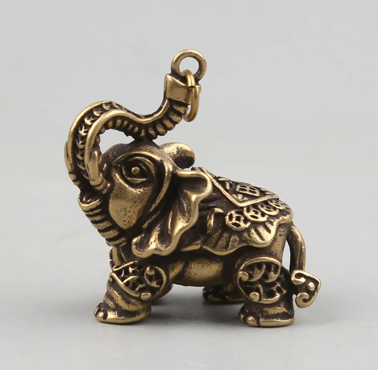 

40MM/1.6" Collect Curio Rare Chinese Fengshui Bronze Exquisite Animal Elephant Heffalump Money Wealth Pendant Statue Statuary28g