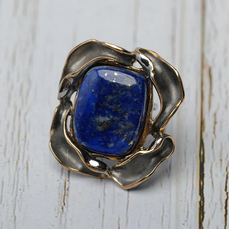 

Vintage inlaid semi-precious rectangle blue crystal Exaggerated flower design Rings
