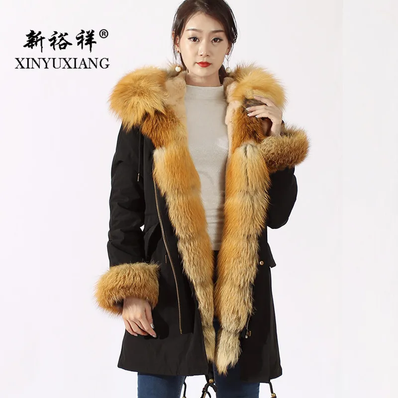 XINYUXIANG 2018 парка Женская длинная куртка черного и золотого цвета с подкладкой из