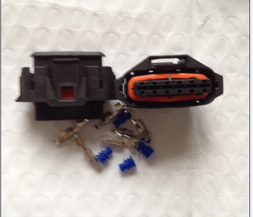 

2PCS When the wind electric car electronic throttle accelerator pedal FOR Bosch plugs 6 pin connector automotive connectors