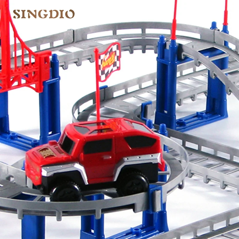 Kopen DIY Trein Spoor Speelgoed Model Racing Auto Rail Elektrische Road Bouw Sets Slot Spoorvervoer magic flexibele spoor speelgoed