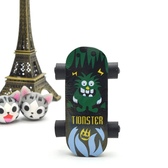 1Pc Cartoon Skateboard Eraser Kawaii Pencil Rubber Erasers Multicolor