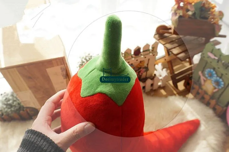 Dorimytrader New Novelty Toy 70cm Big Soft Plush Red Beauty Chili Toy 28'' Giant Stuffed Hot Pepper Doll Pillow Nice Gift DY60594 (8)