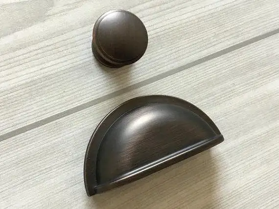 3 Cup Drawer Pull Dresser Pulls Knobs Handles Shell Bin Cabinet