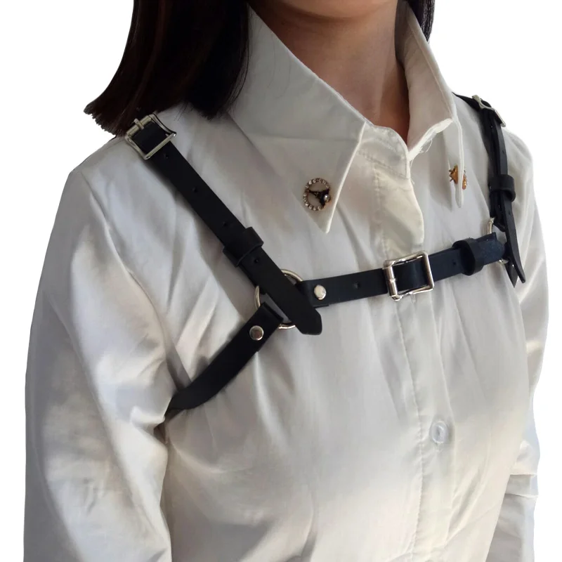 buckle harness fashion
