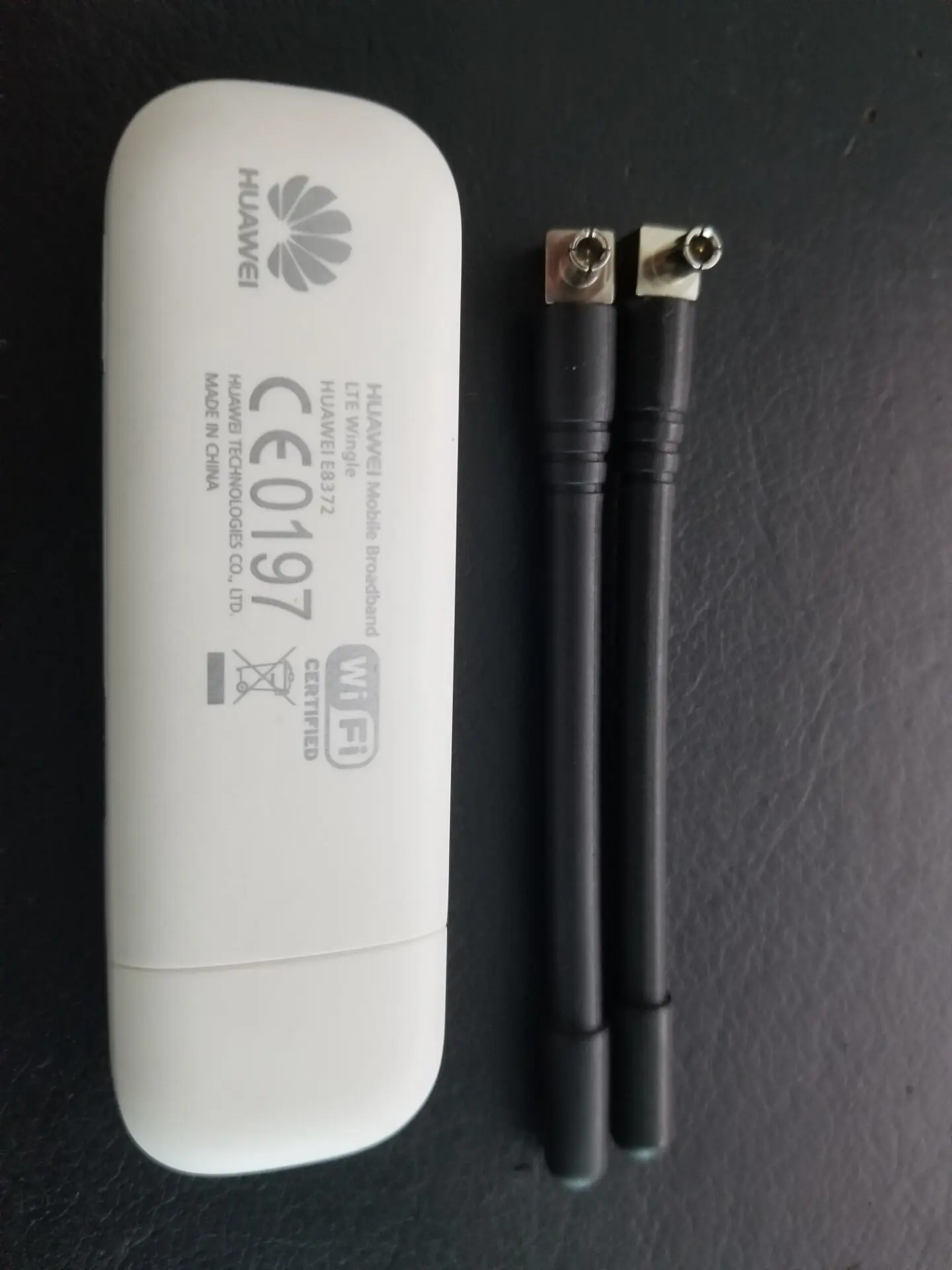 Автомобильный wifi ключ Huawei беспроводной 4g LTE Wifi модем 4G 3g mifi PK E8278 W800 E8377 e8231