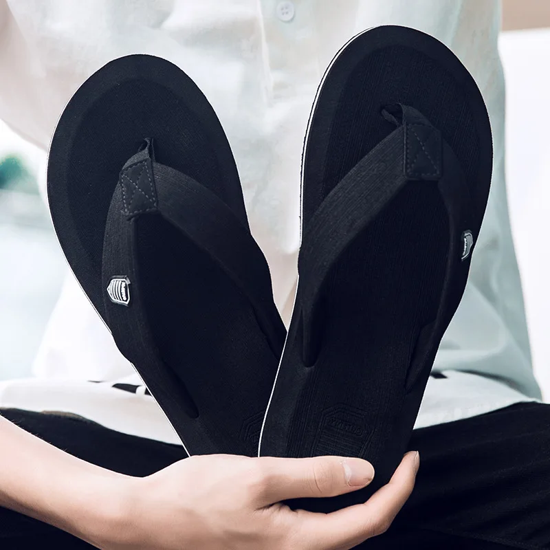 Новое поступление, летние модные мужские шлепанцы для ходьбы на улице, Вьетнамки, пляжные сандалии на плоской подошве, нескользящая Высококачественная Мужская повседневная обувь - Цвет: black