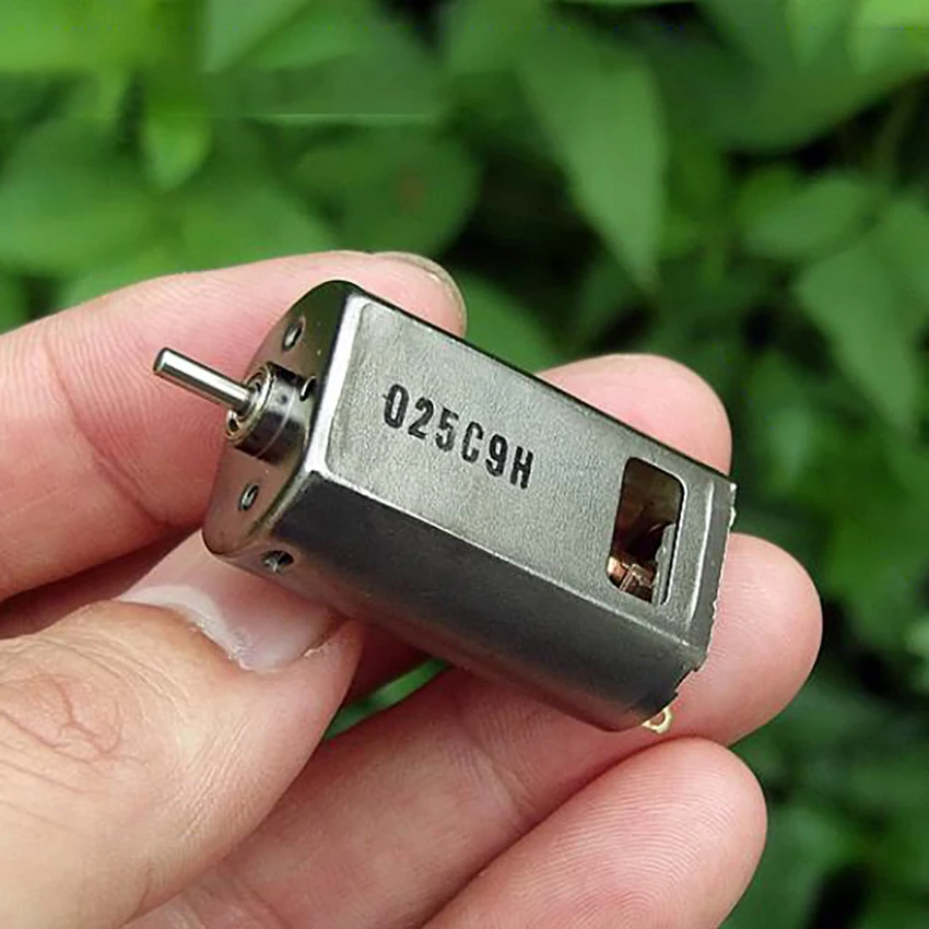 180 RC Мотор DC 9,6 V 30500rpm высокоскоростной мотор с передним шариковым подшипником, сильная Магнитная, углеродная щетка и вентиляционные отверст... 180 RC Мотор DC 9,6 V 30500rpm высокоскоростной мотор с передним шариковым подшипником, сильная Магнитная, углеродная щетка и вентиляционные отверст...