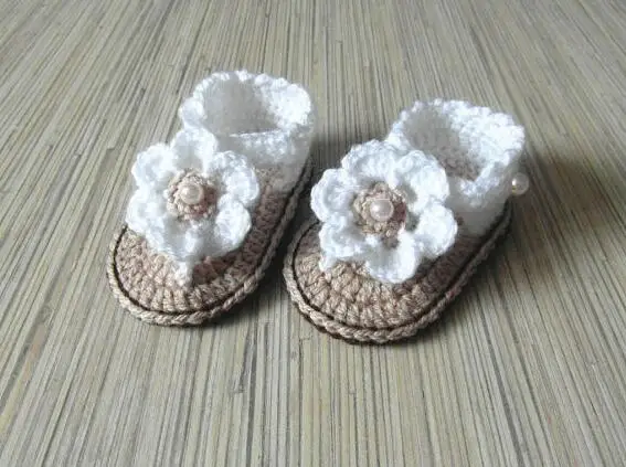 Crochet Baby flip flop sandals,baby Summer sandals,CROCHET Baby Sandals with Little Puff Flowers Size9cm,10cm,11cm 2