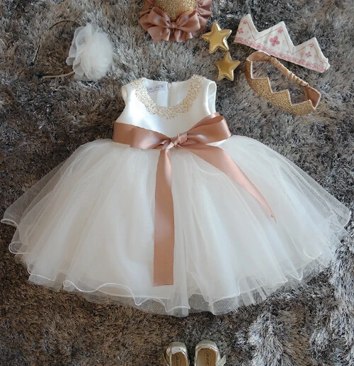 

Bling Summer White Flower Girl Dresses Beadings And Ruffles Frocks Baby Tutu 1st Birthday