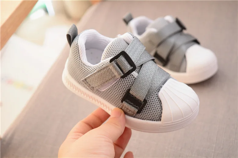 Весенняя детская повседневная обувь, модная спортивная обувь для мальчиков и девочек, Нескользящие мягкие кроссовки для новорождённых, высокое качество, для 1-5 лет