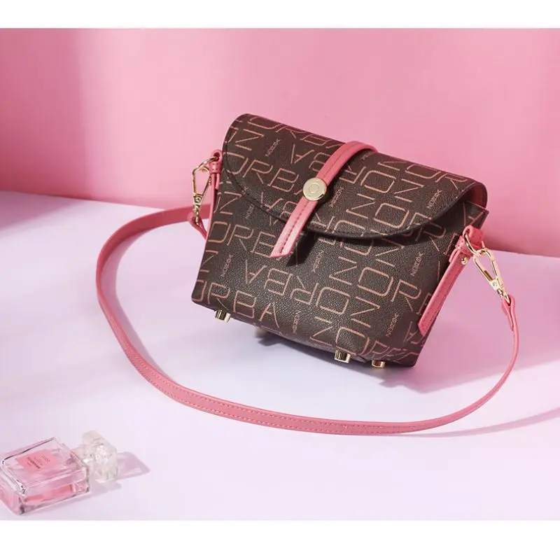 

LOEIL Fashion single shoulder Messenger bag fairy bag female 2018 new small diagonal female mini dumpling shell bag