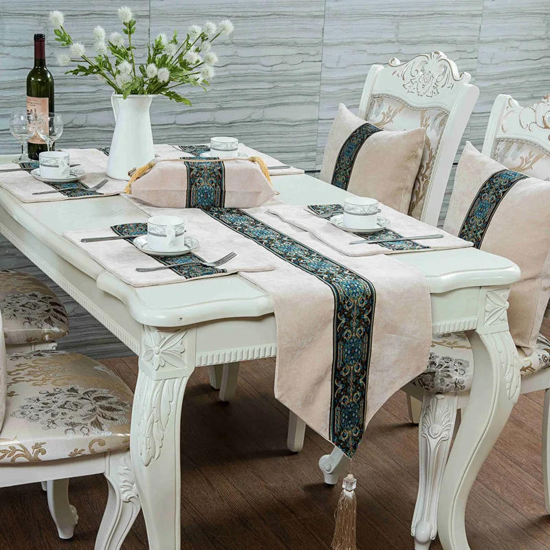 

European-style Table Runners for Wedding Embroidery Flower Printed TV Cabinet Tablecloths with Tassels Long Night Table Flag