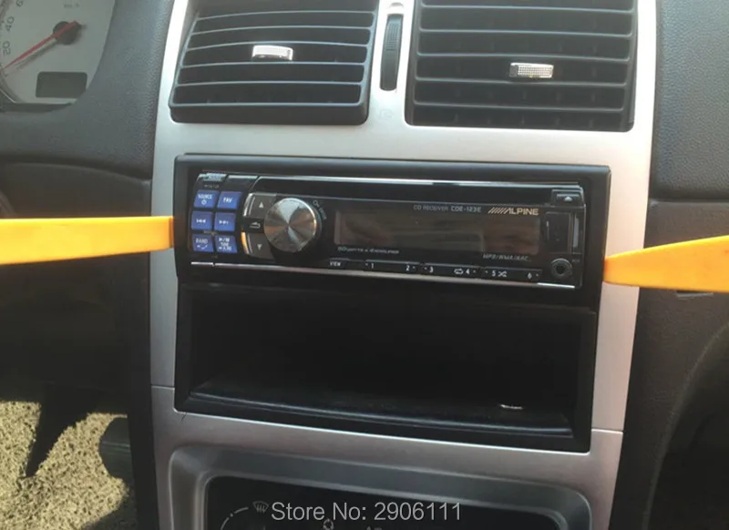 

4pcs Car radio dismantling plastic tool kit for Nissan qashqai tiida almera juke primera x-trail note accessories car-styling