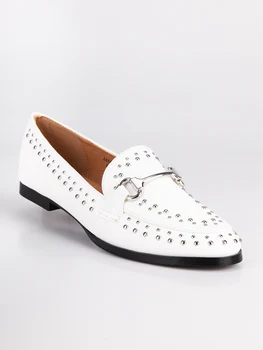 

Loafers studded and clamp