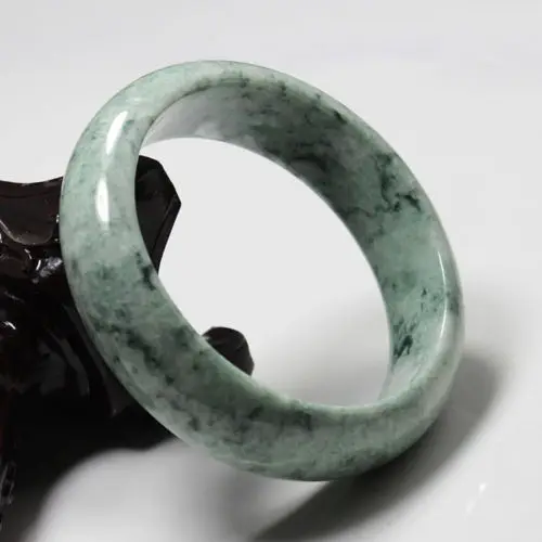 

2595 Beautiful Natural Green Grade "A" Jadeite Jade Gems Bangle Bracelet