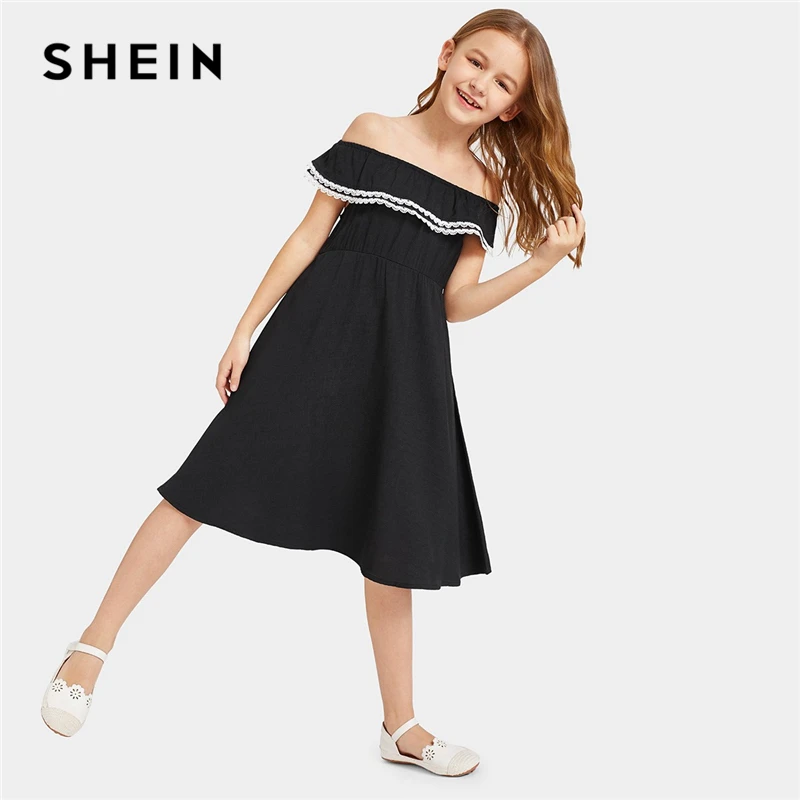 

SHEIN Kiddie Black Lace Trim Ruffle Off The Shoulder Casual Girls Dress 2019 Summer Sleeveless Knee Length Cute Flared Dresses