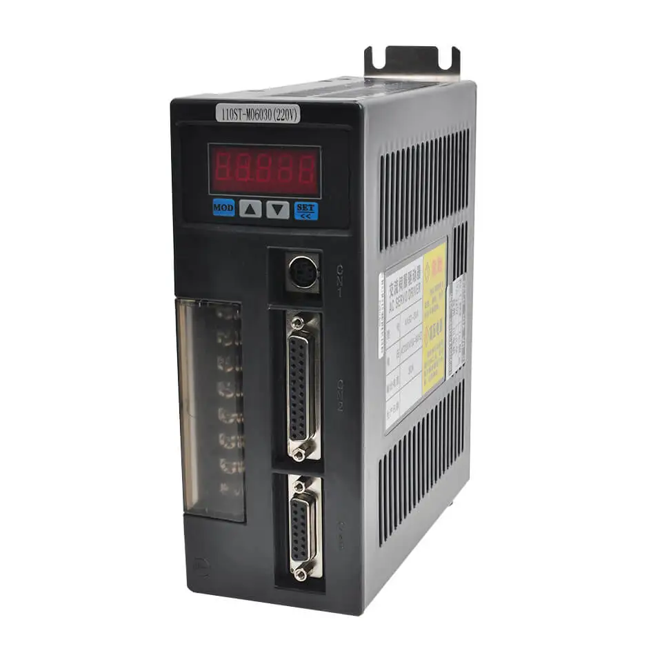 380V 2.7KW 17N.M 180ST M17215 40A AC Серводвигатель с подходящим сервоприводом кабельный разъем