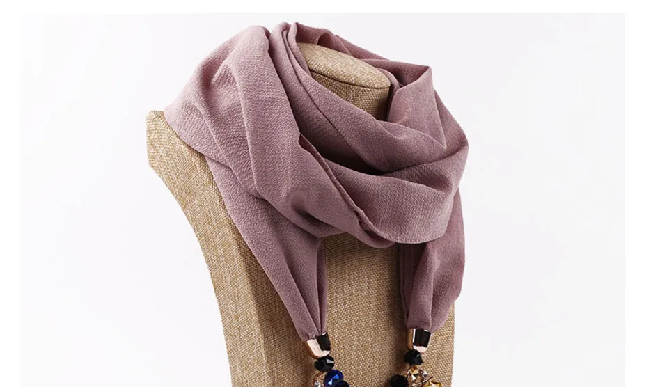pendant-scarf_25