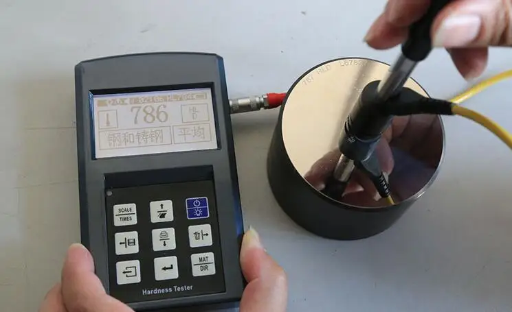 

Portable Leeb Hardness Tester Metal Hardness Meter W/ Calibration Block 940HV