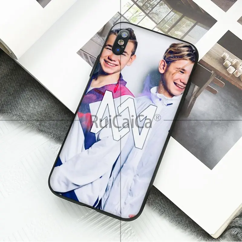 Marcus & Martinus M & M
