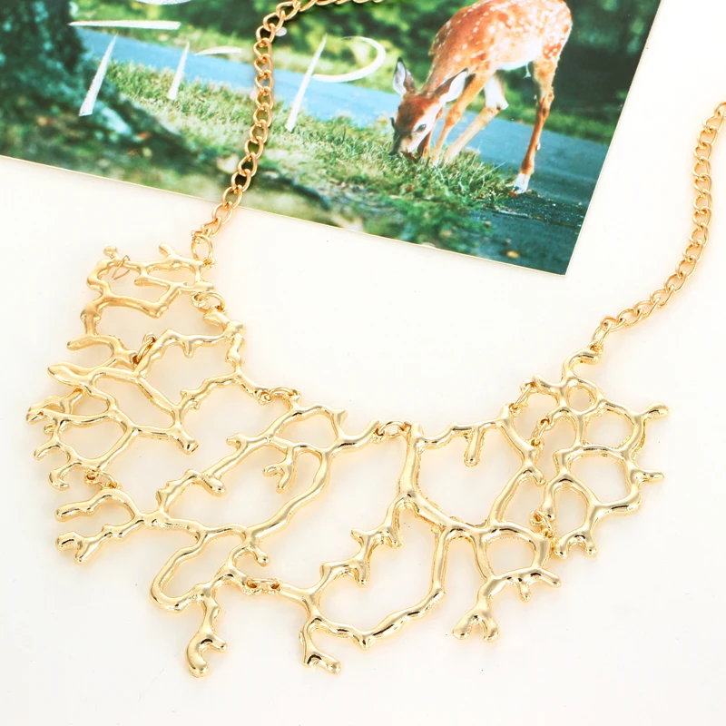 

Hesiod Tree Branch Chokers Necklace Pendants Bone Collar Hyperbole Alloy Chain Necklaces Handmade Statement Jewelry Accessories