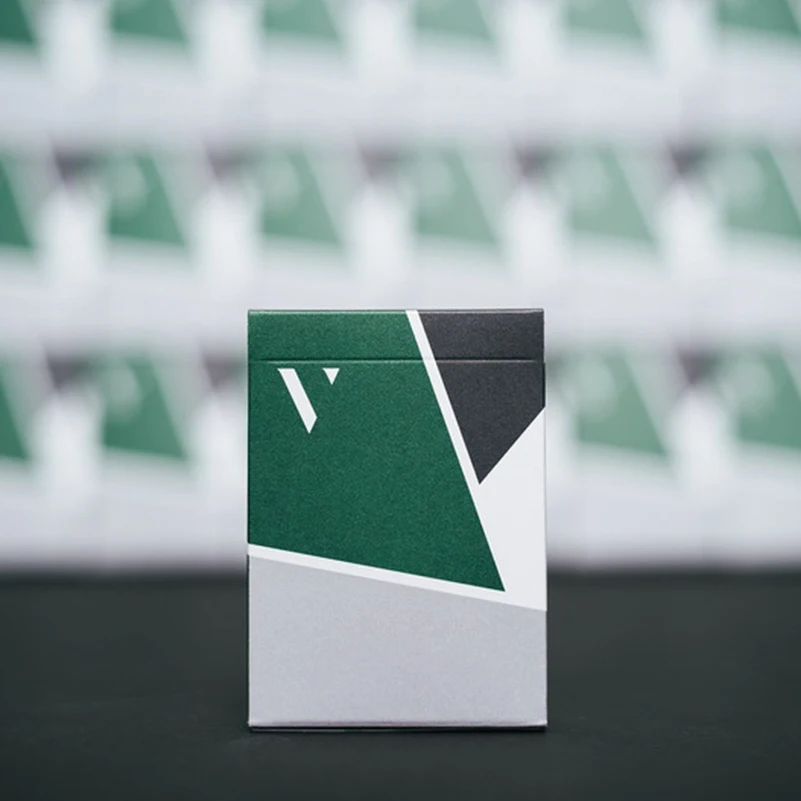 

High Qlity 1 Deck Virtuoso FALL WINTER 2017 CARDISTRY Playing Cards Magic Tricks Desigbed for CARDISTRY DEDICATED TO CARDISTS