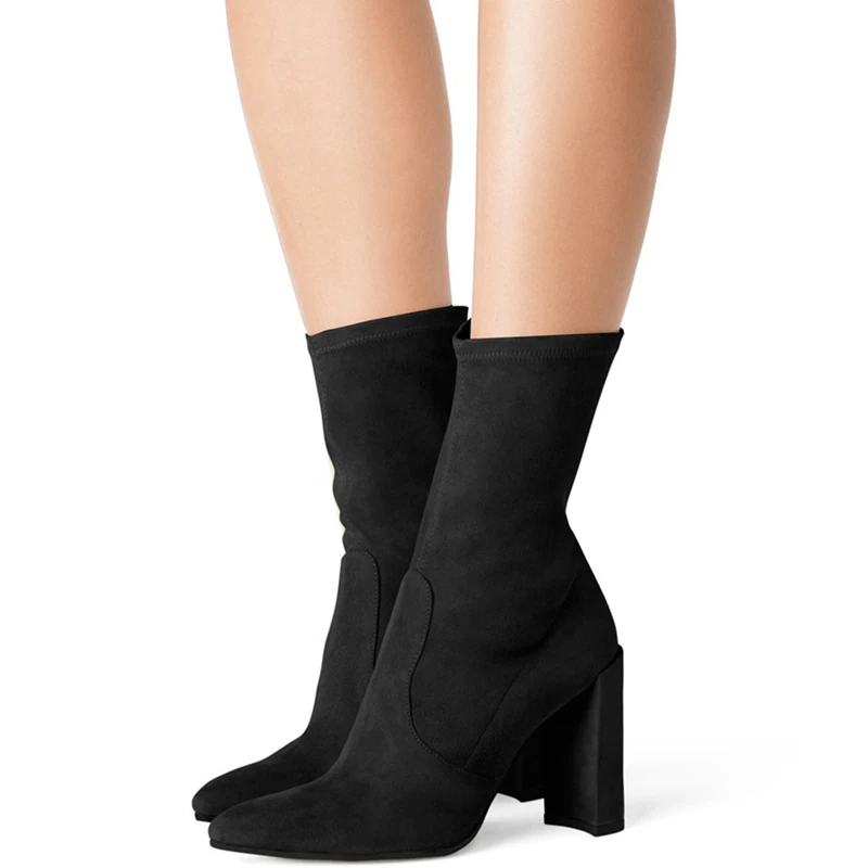 dame 7 blue and white