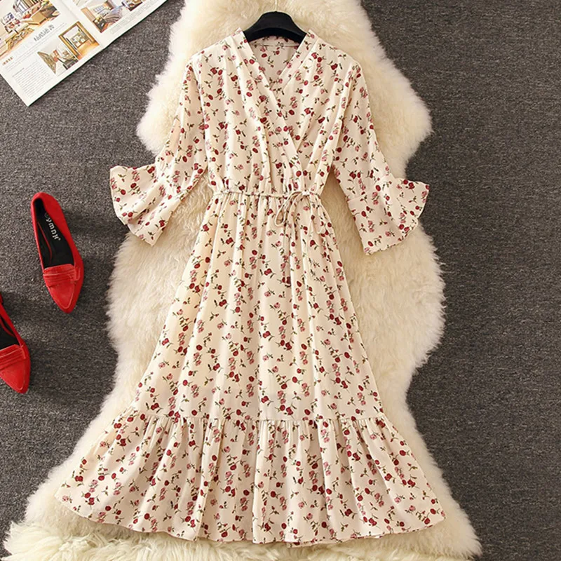 

New Vintage Floral Print V-neck Chiffon Dress A-line Slim Casual Long Dress Beach Vacation Bohemia Summer 2019 Vestidos