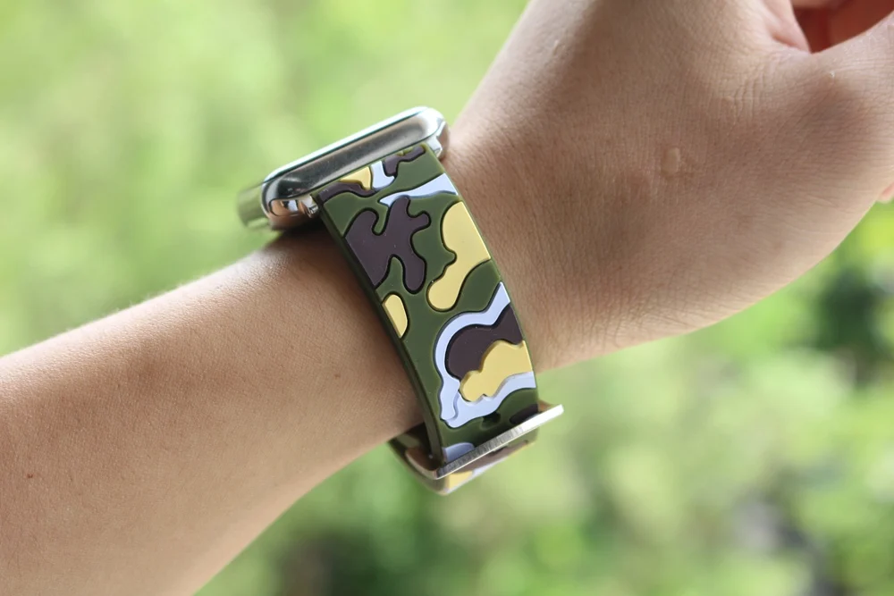 URVOI sport band for apple watch series 1 2 strap for iWatch CAMO colors Soft Silicone Replacement camouflage band with adapters39