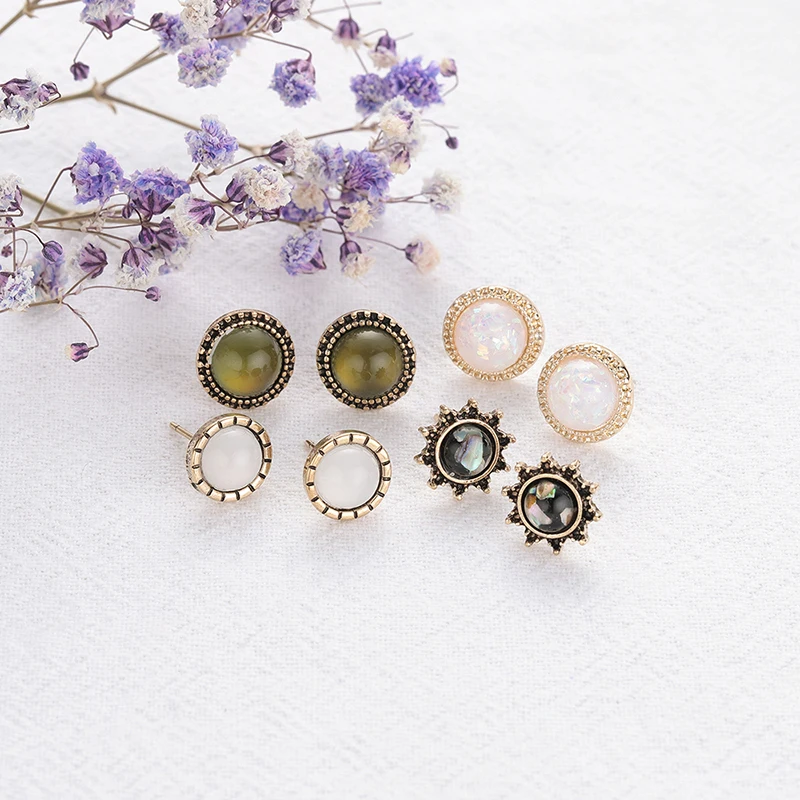 

Bohemia Round/Flower Acrylic Resin Stud Earrings For Women Small Earrings Geometric Brincos Statement Ethnic Party Jewelry Gifts